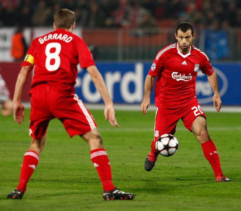 EFutebolz - Palpites de hoje. Jogos das quartas de final da UEFA CHAMPIONS  LEAGUE: Real Madrid 1 × 1 Liverpool Manchester City 2 × 0 Borussia Dortmund  Jogo da fase eliminatória da